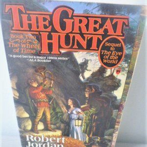 1990 GREAT HUNT Robert Jordan Book Two Wheel of Time Soft Cover Book Collection